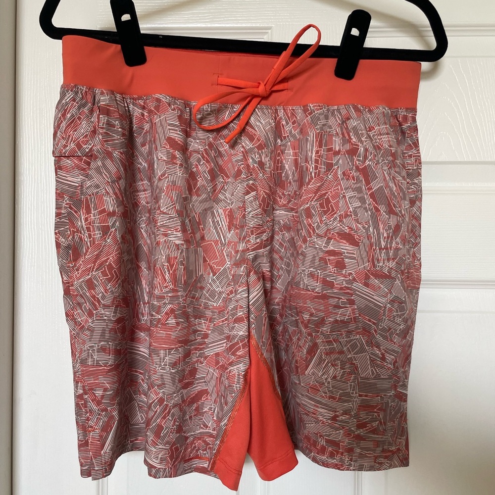 Lululemon T.H.E. Linerless Short 7"